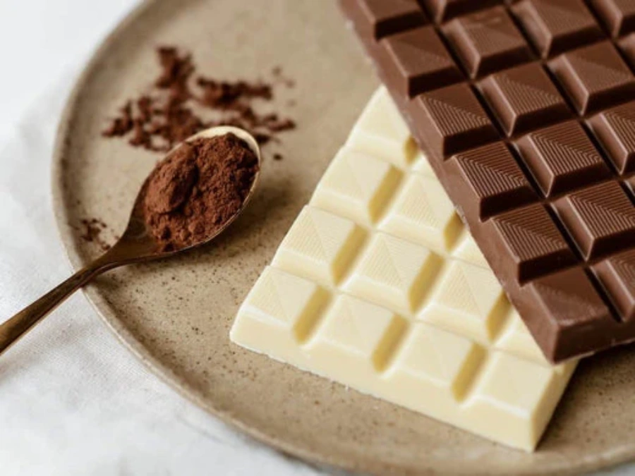 قند شکلات تلخ