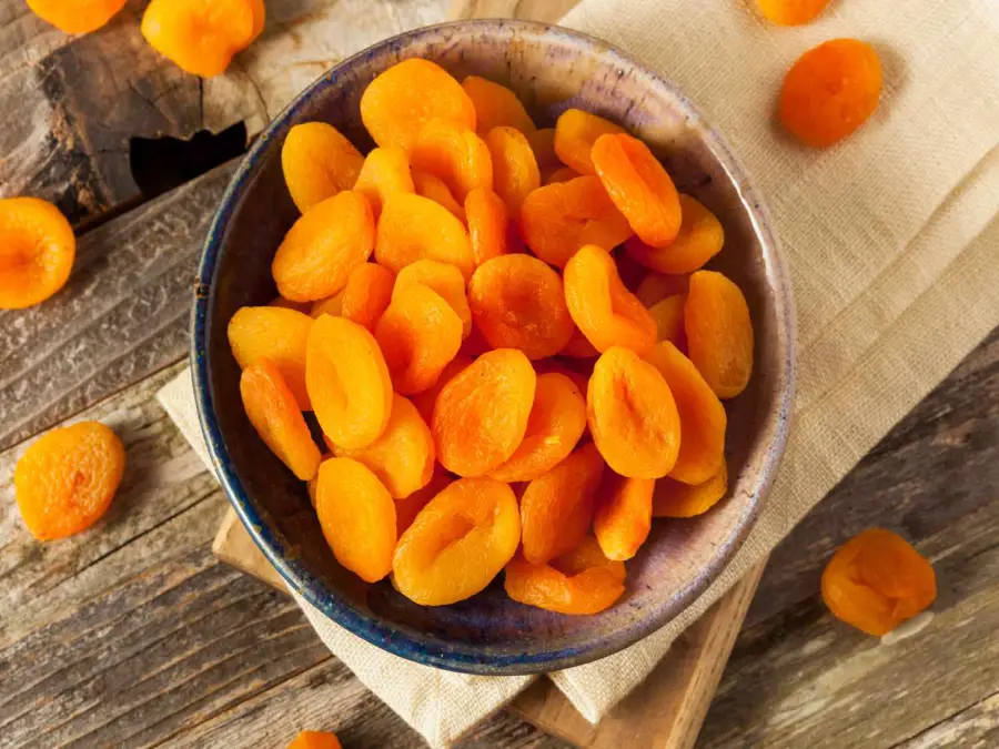 بهترین زمان مصرف میوه خشک برای دیابتی ها