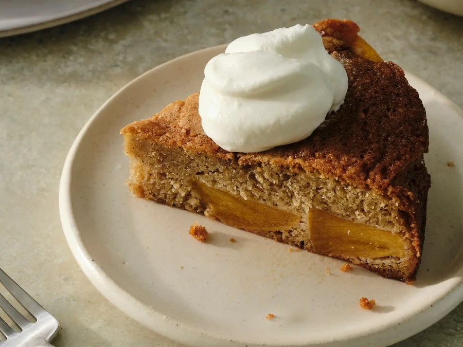 تزیین کیک خرمالو