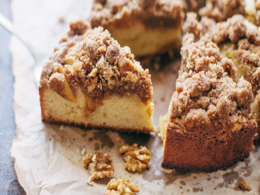 کیک سیب و گردو سانازسانیا