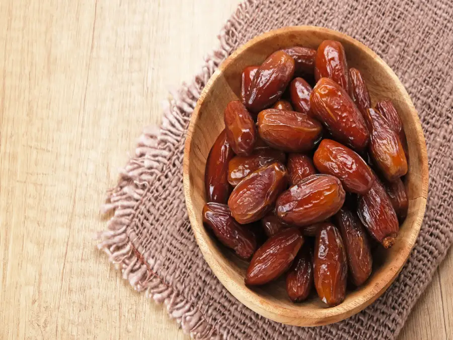 فواید خرما در ماه رمضان؛ چرا روزه‌داران خرما بخورند؟ 
