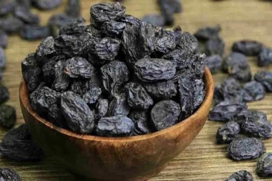 مصرف کشمش قبل از خواب