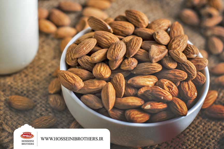 تاریخچه بادام درختی