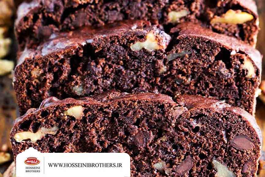 طرز تهیه کیک شب یلدا آجیلی