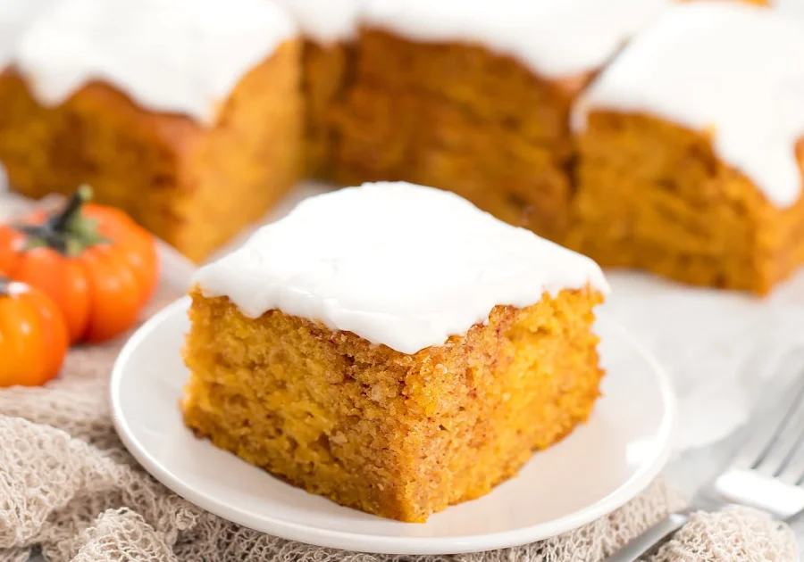 pumpkin-cake-with-walnuts pumpkin-cake-with-walnuts