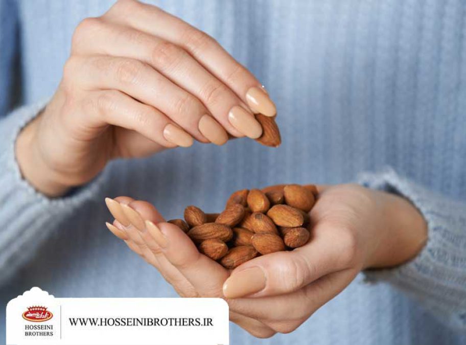 خاصیت های بادام درختی