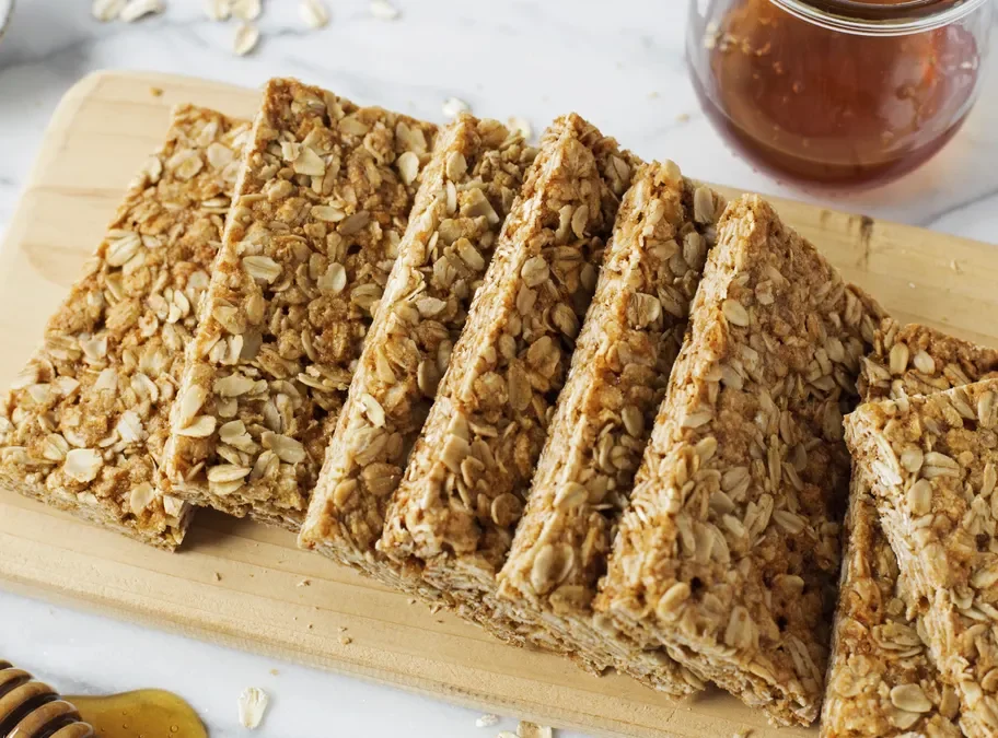 رسپی تهیه شیرینی عسلی و گرانولا بار