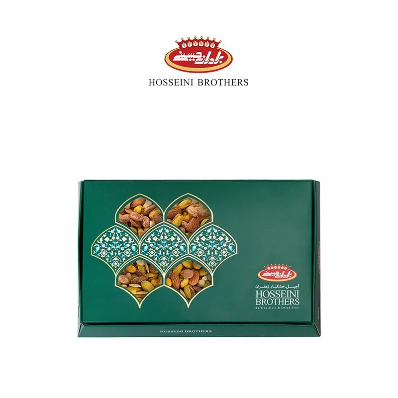 آجیل پذیرایی جعبه کادویی سبز متوسط